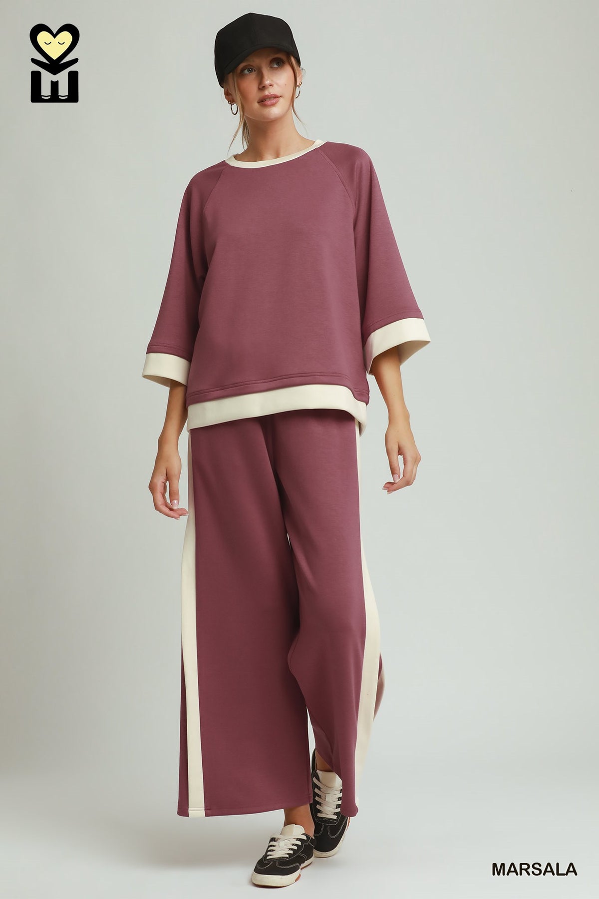 Marasal Top With White Trim