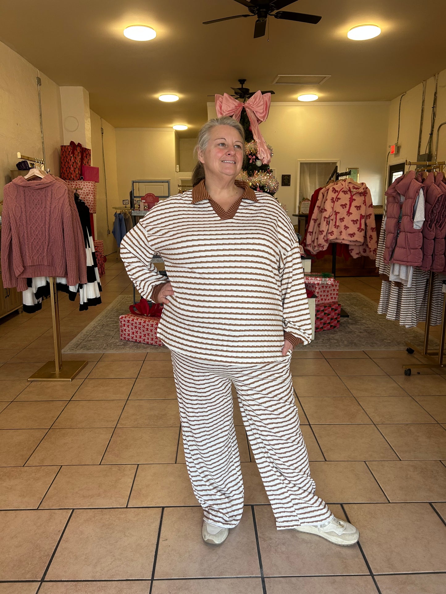 Cozy Stripe Lounge Set – Cream & Brown