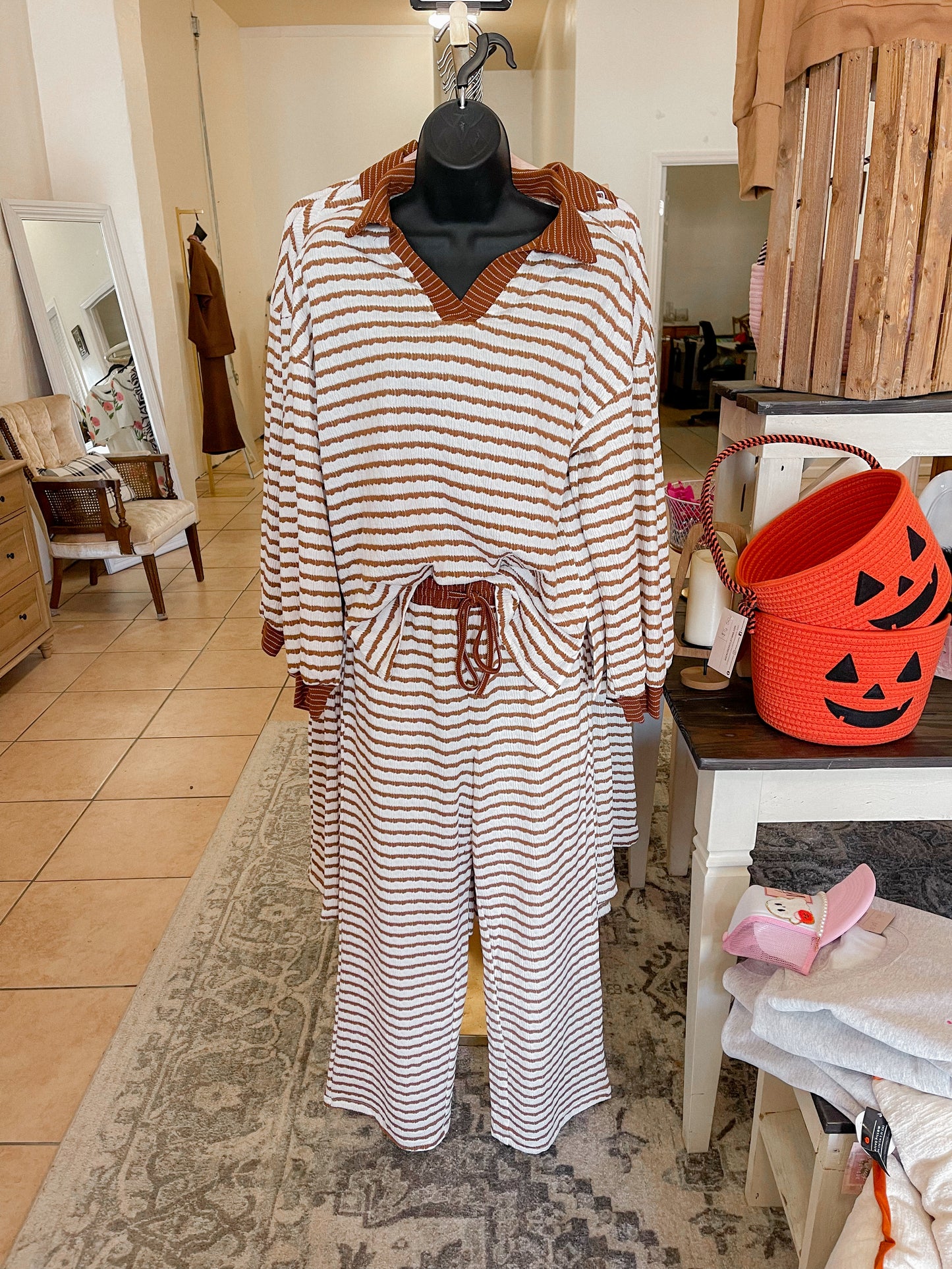 Cozy Stripe Lounge Set – Cream & Brown