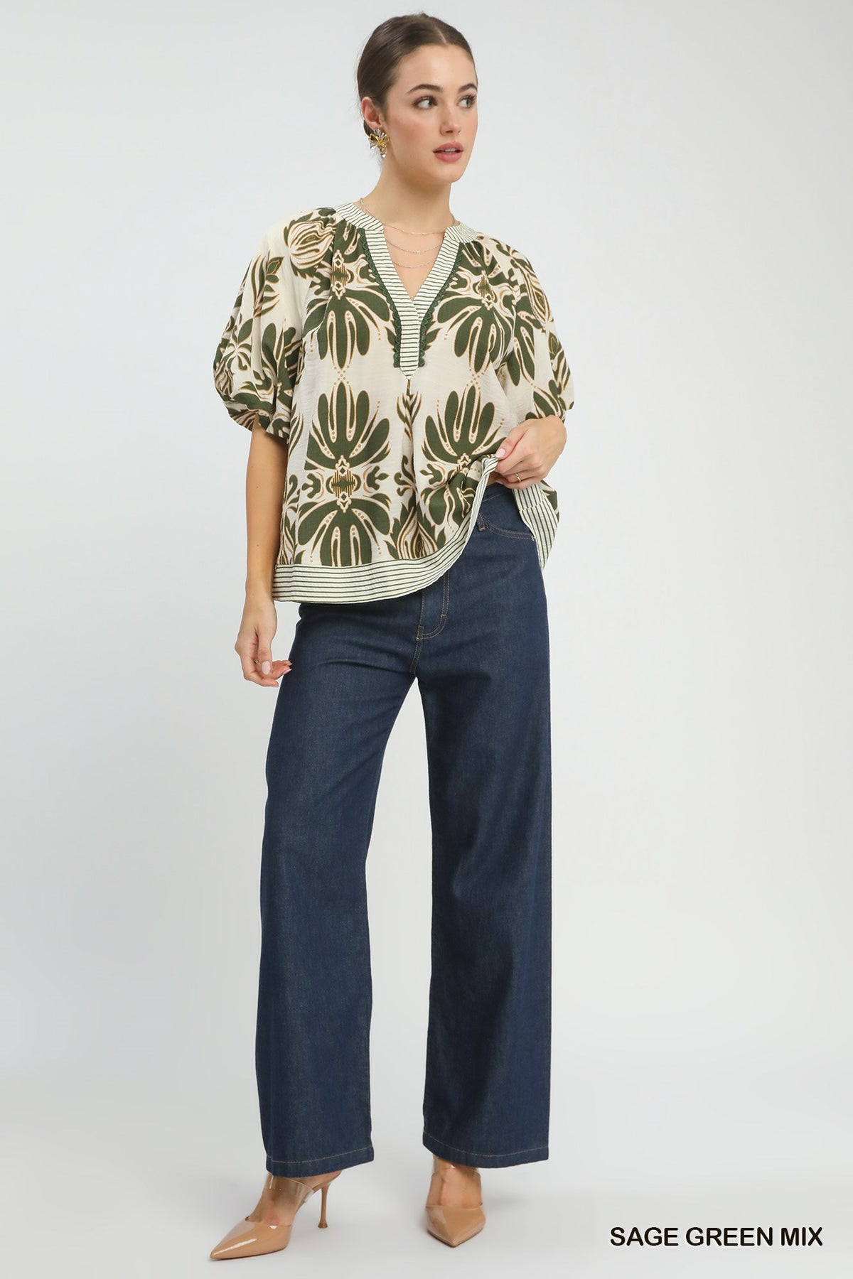 Oak & Ivy Floral Pattered Top